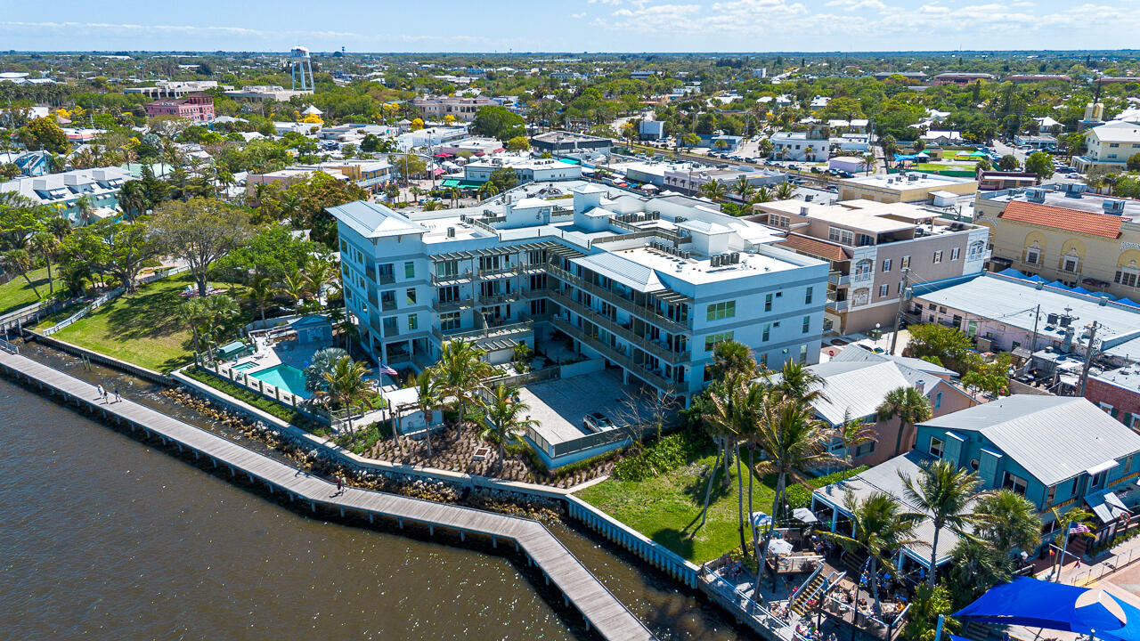 SAILFISH COVE CONDOMINIUM - Residential