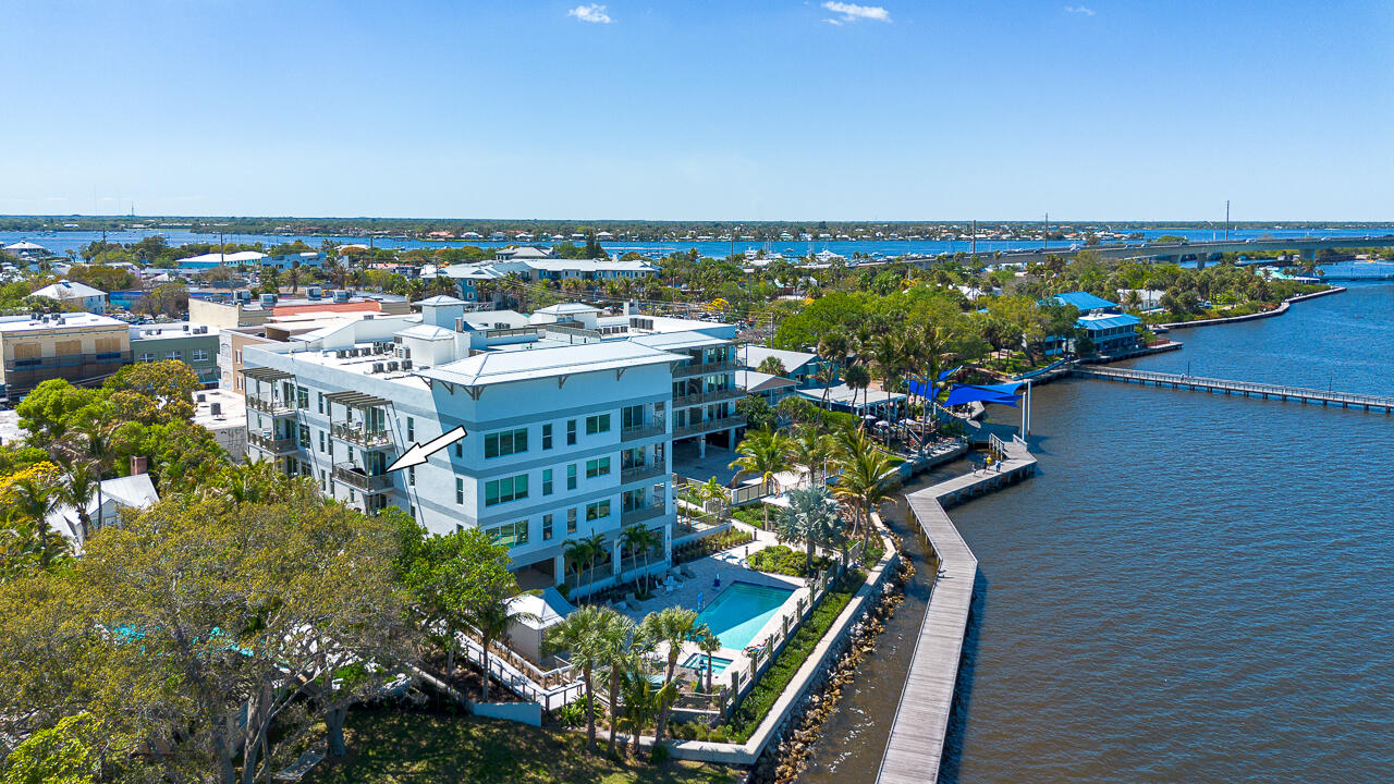 SAILFISH COVE CONDOMINIUM - Residential
