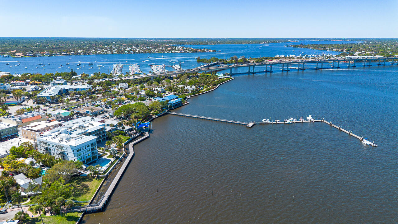 SAILFISH COVE CONDOMINIUM - Residential