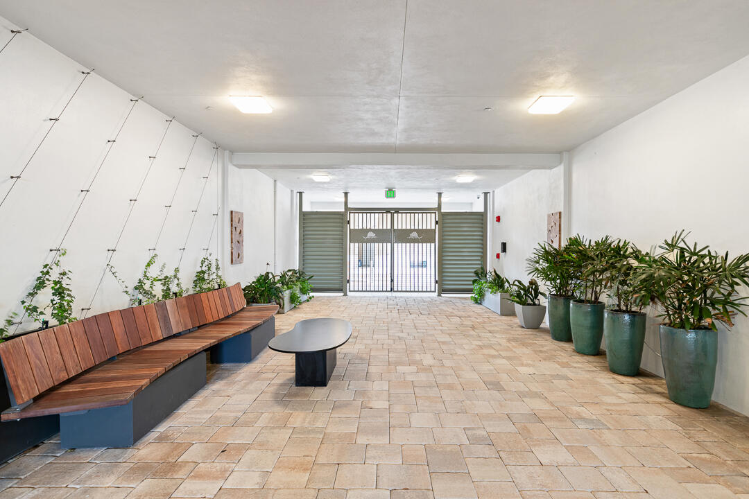 SAILFISH COVE CONDOMINIUM - Residential