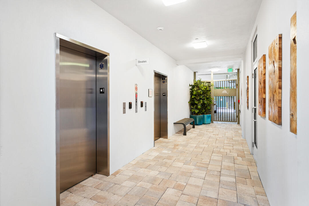 SAILFISH COVE CONDOMINIUM - Residential