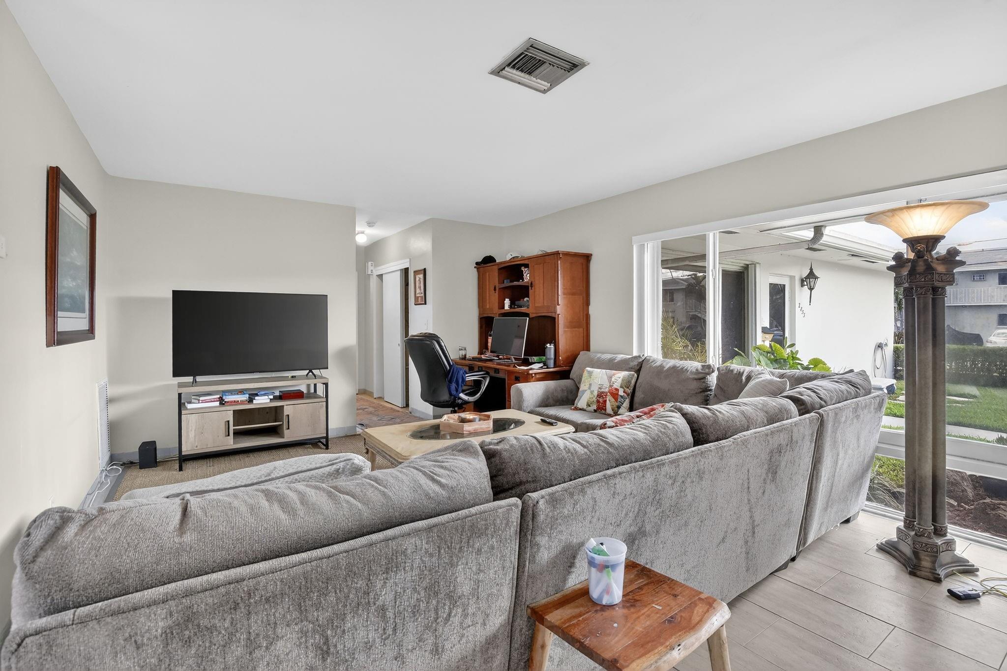 Coral Ridge - Residential Income