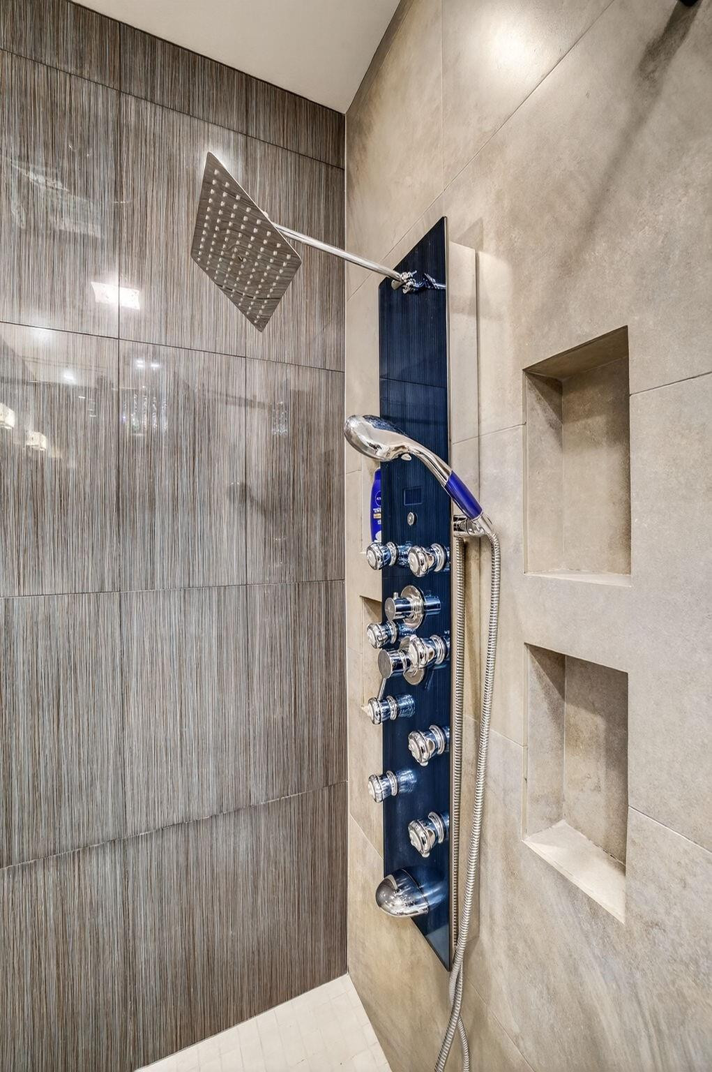 840 River's Edge Townhome - Residential