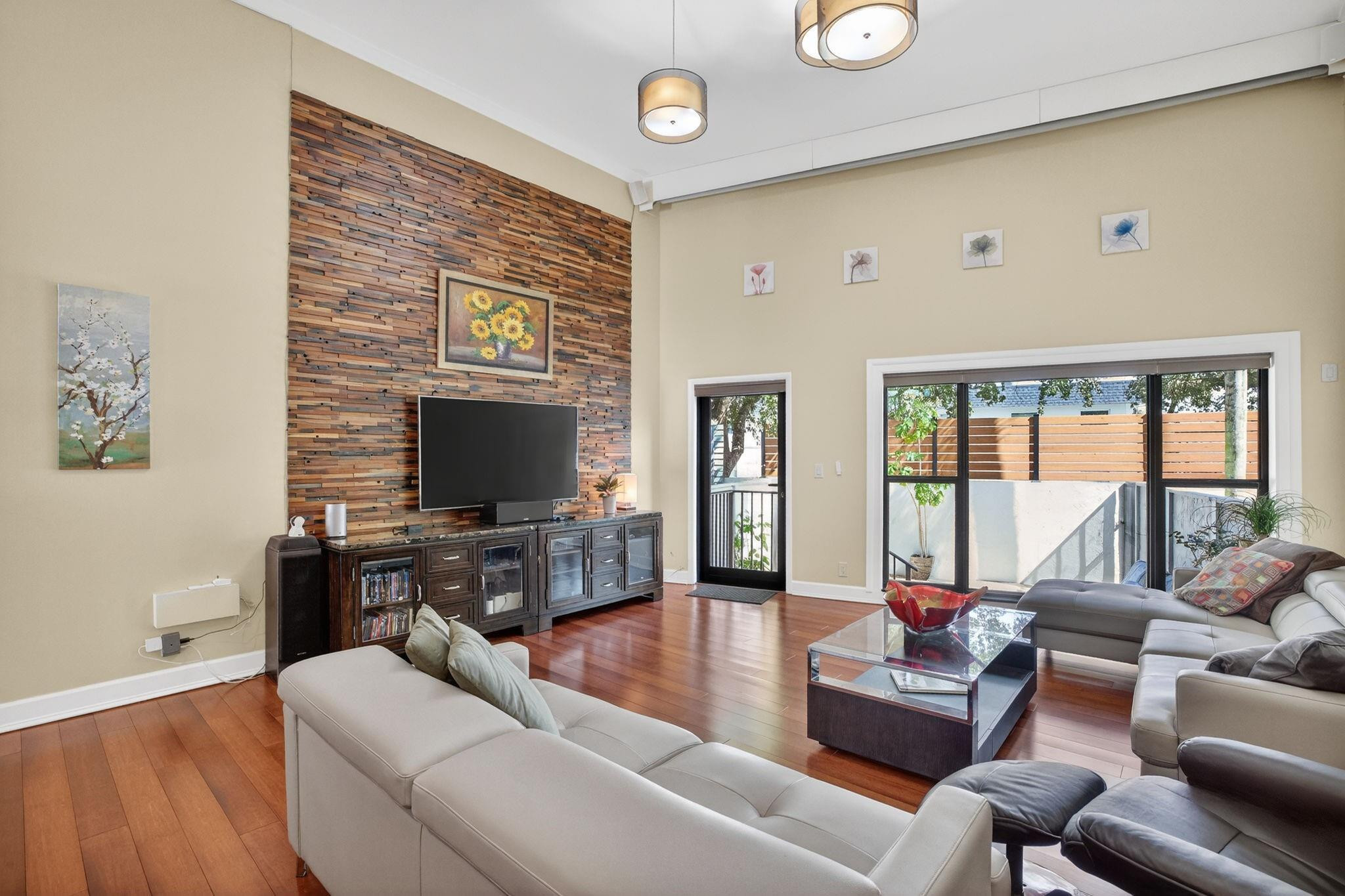 840 River's Edge Townhome - Residential