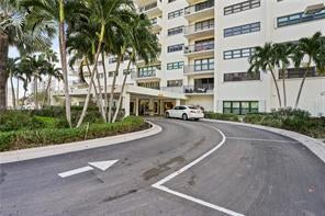 Photo of 3200 PORT ROYALE Drive N #1009, Fort Lauderdale, FL 33308 (MLS # B26060683)