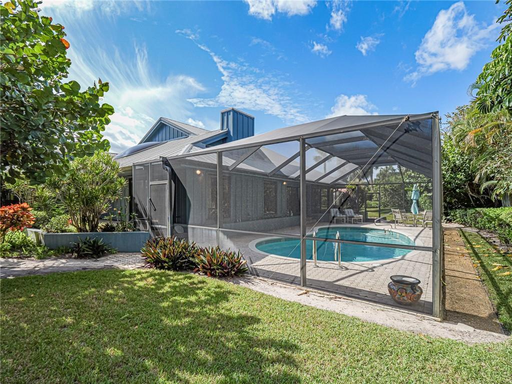 CASTAWAY COVE - Residential Lease