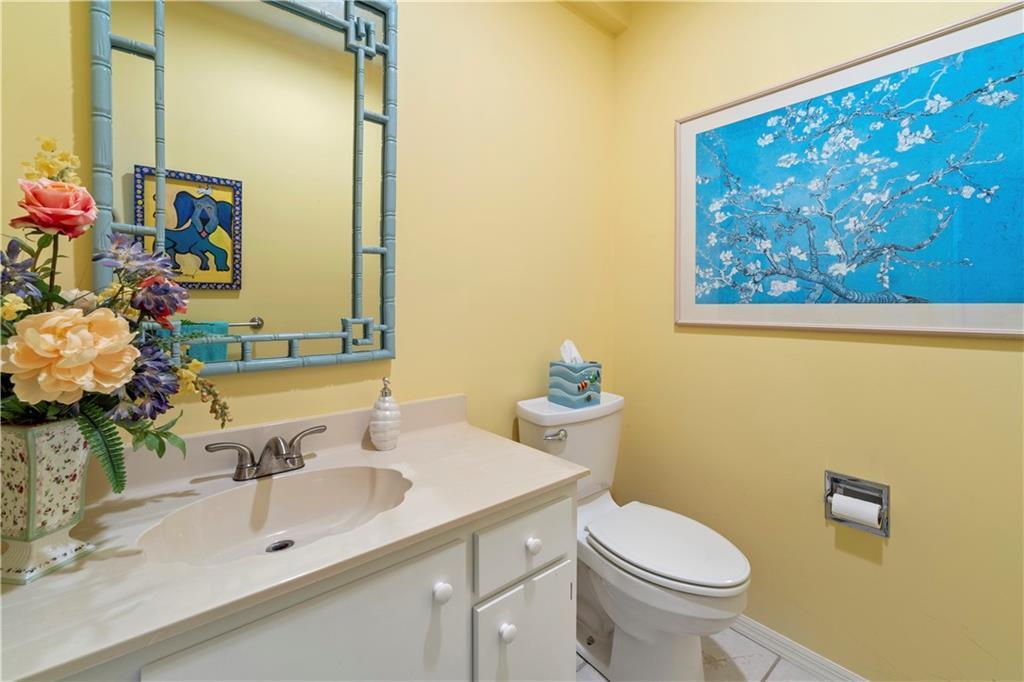 CASTAWAY COVE - Residential Lease