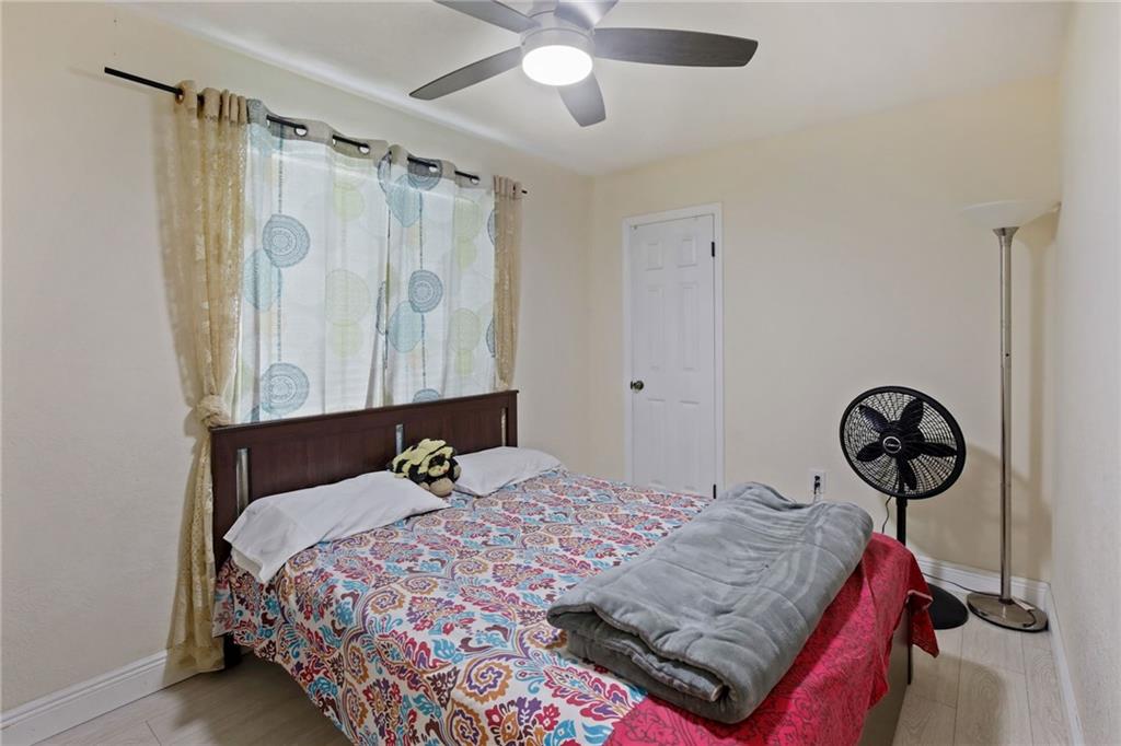 Scott Estates 66-37 B - Residential