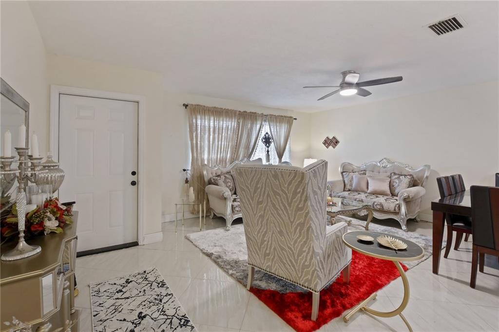 Scott Estates 66-37 B - Residential