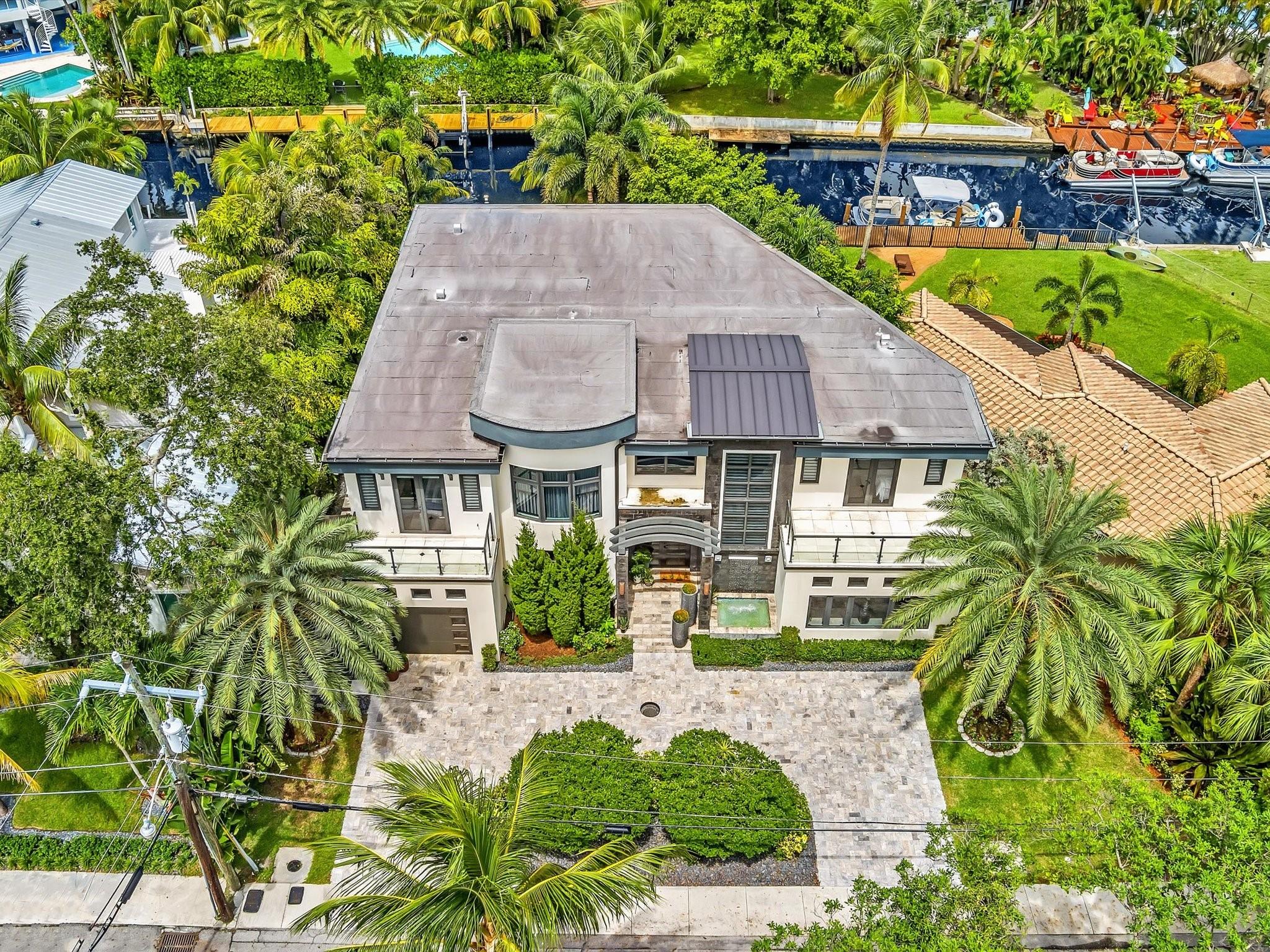 RIO VISTA ISLES - Residential