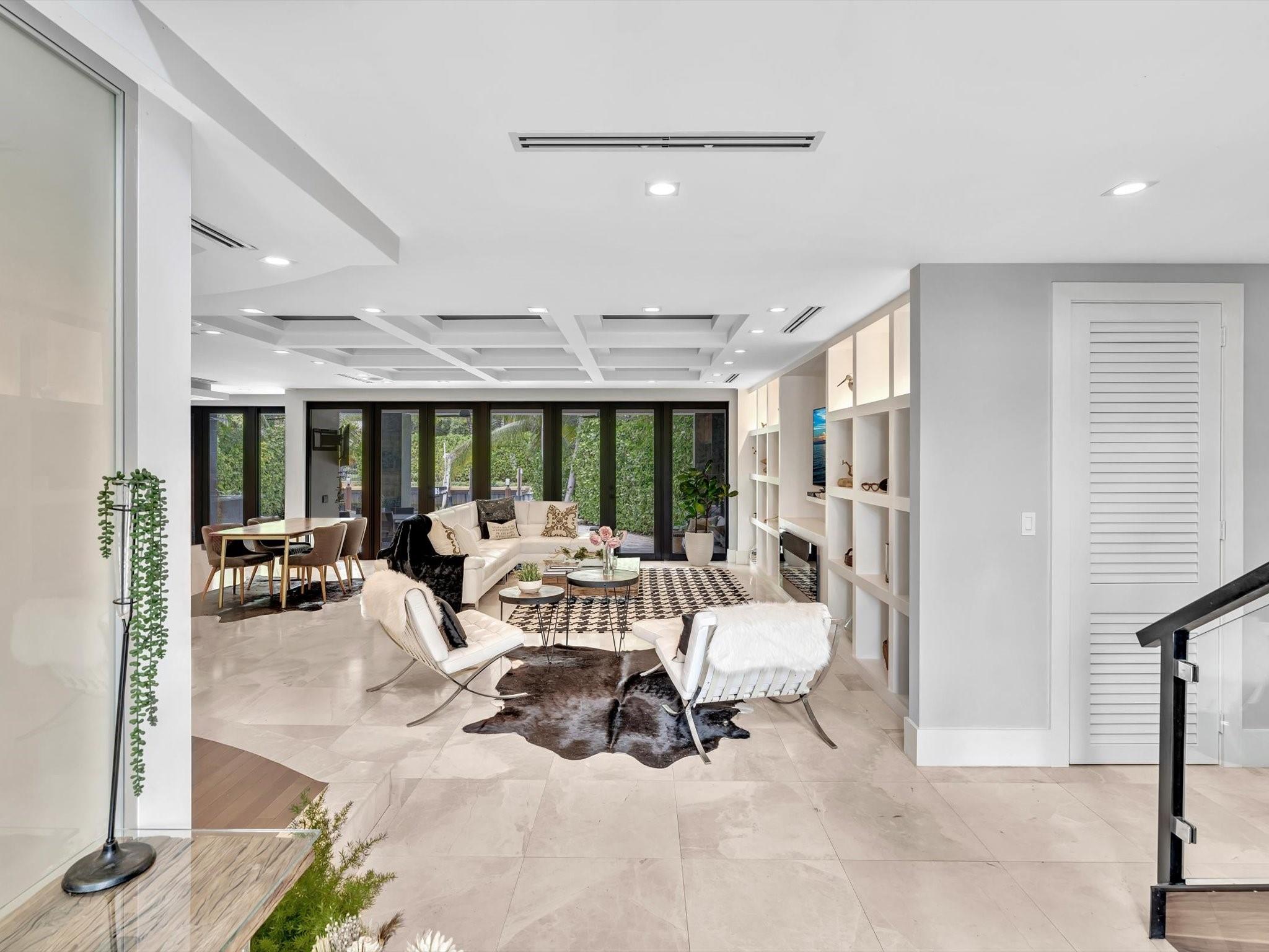 RIO VISTA ISLES - Residential