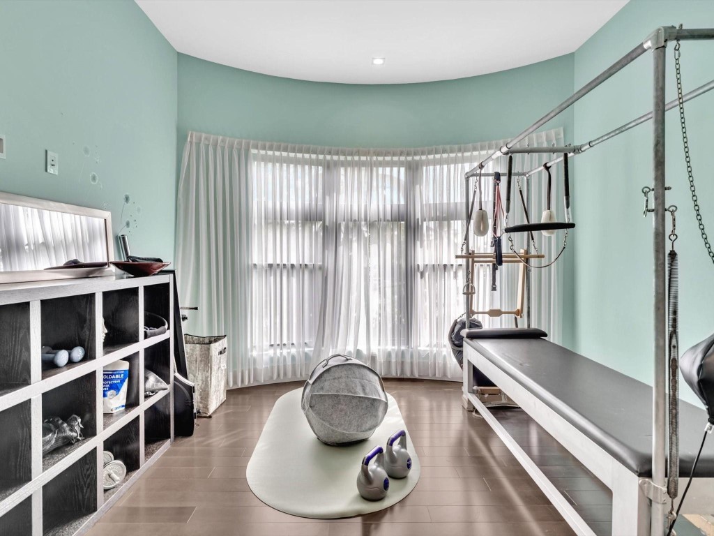 RIO VISTA ISLES - Residential