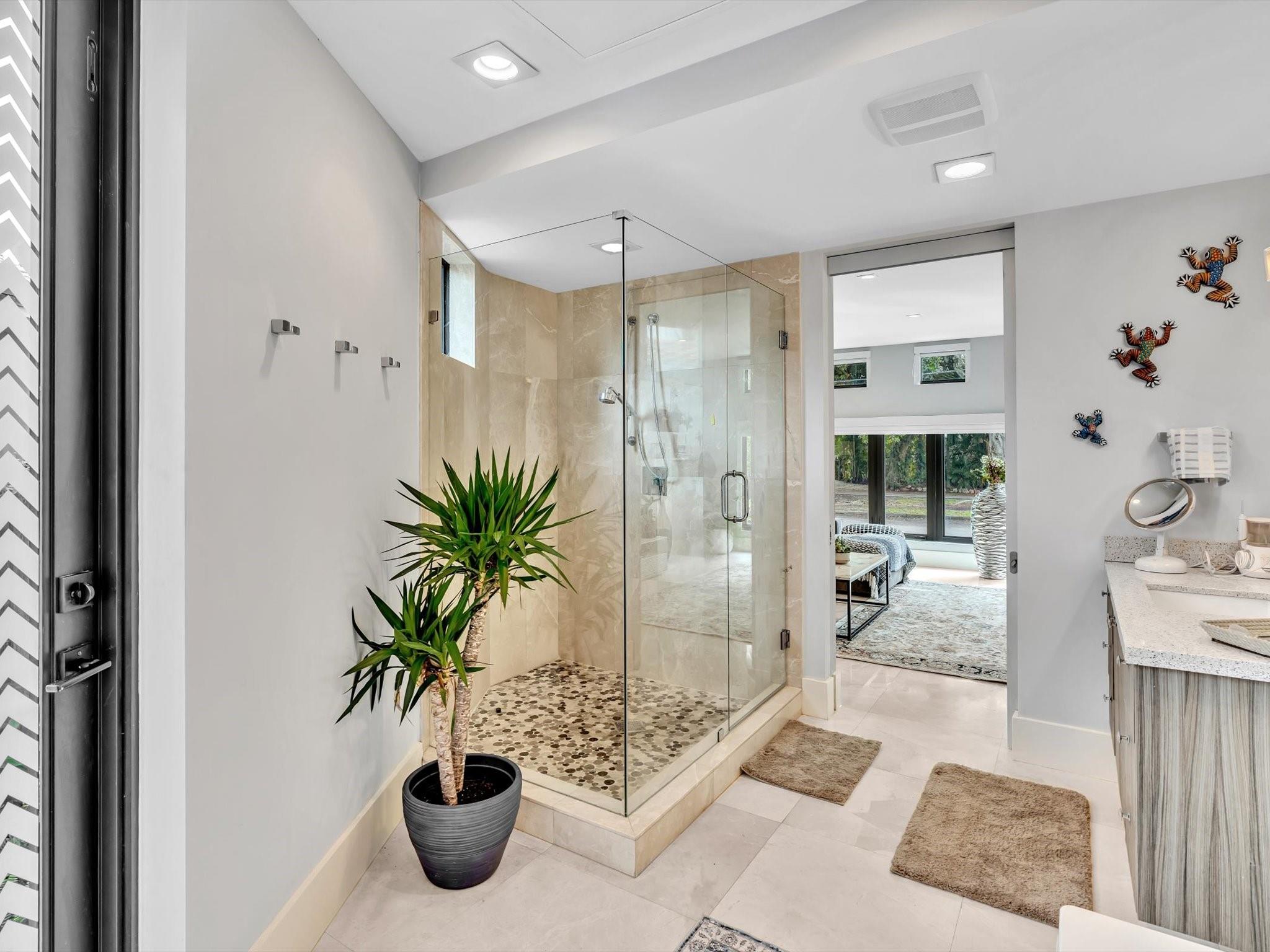 RIO VISTA ISLES - Residential