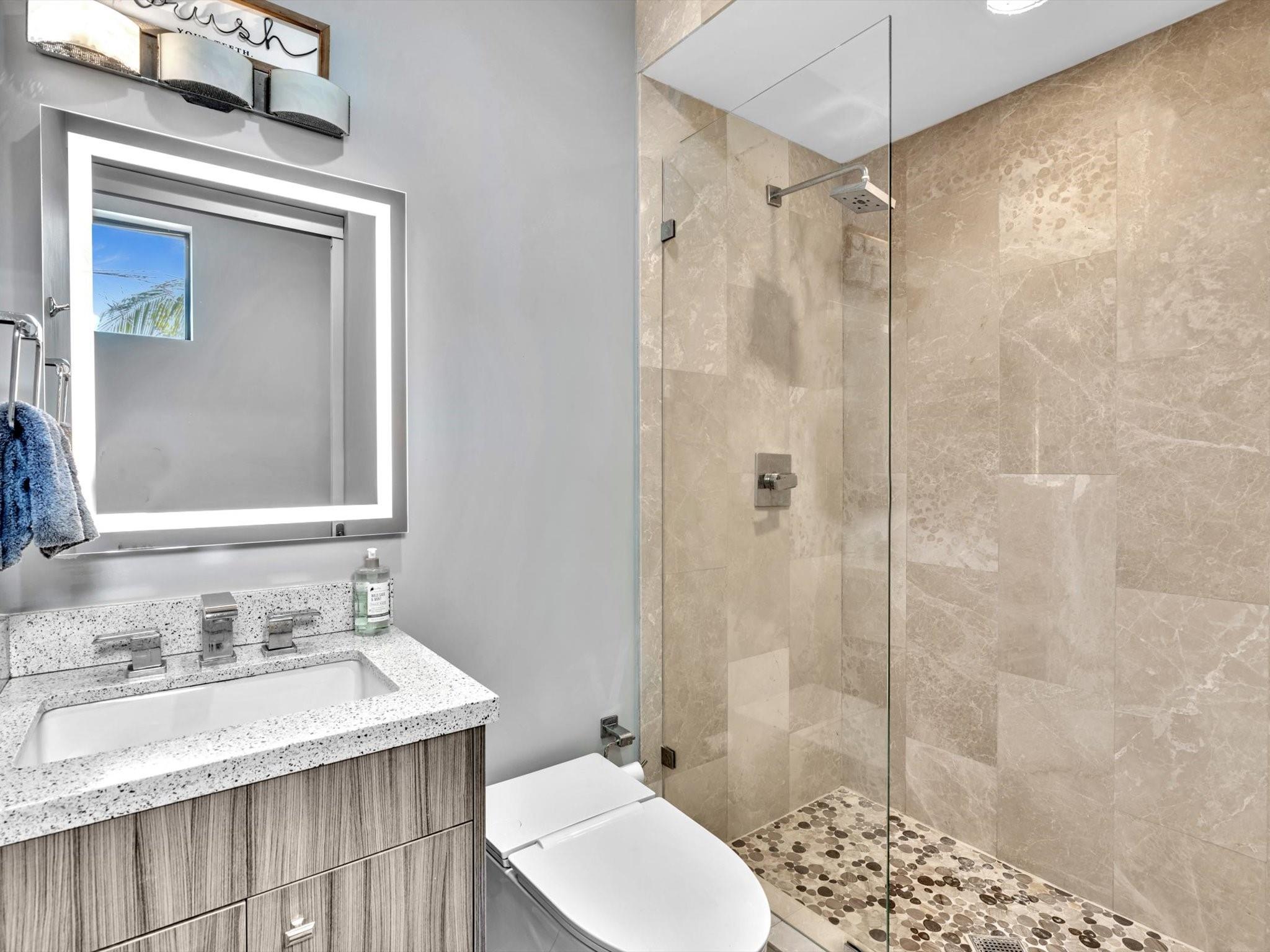 RIO VISTA ISLES - Residential