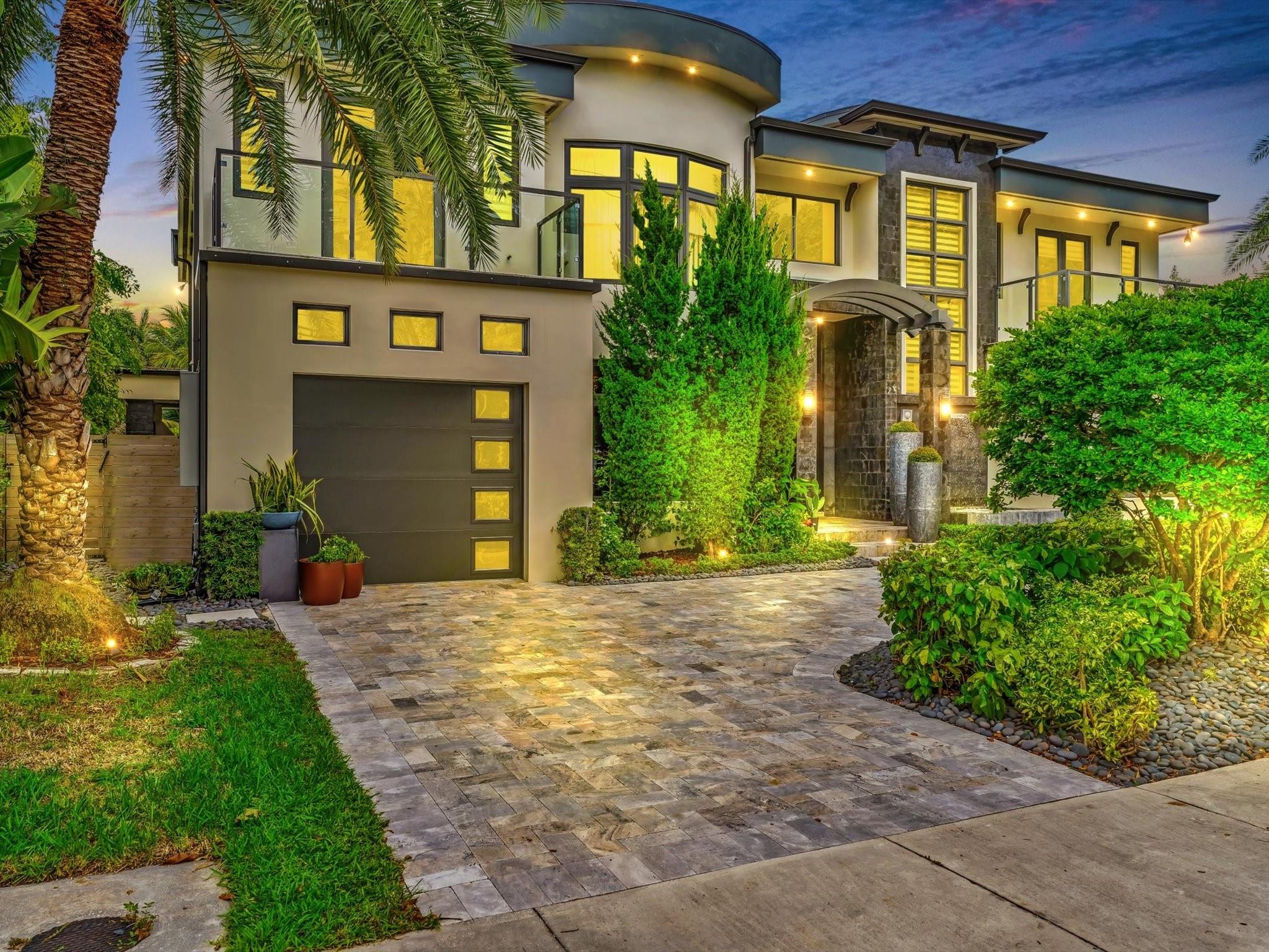 RIO VISTA ISLES - Residential