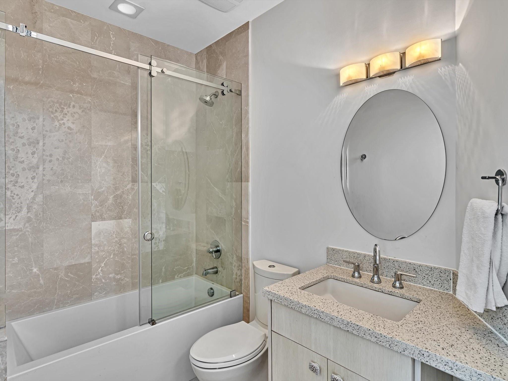 RIO VISTA ISLES - Residential