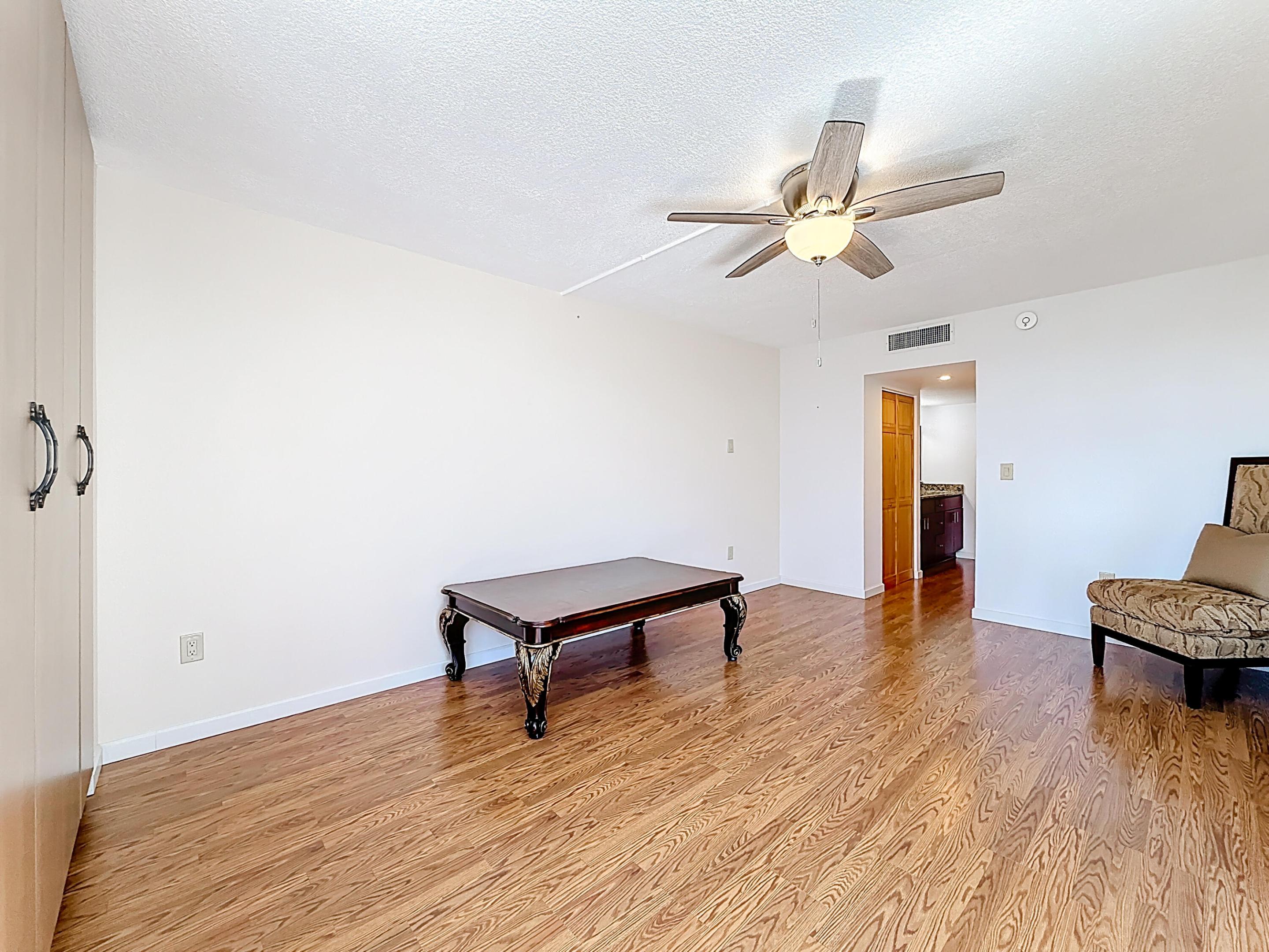 BONAVIDA CONDO - Residential