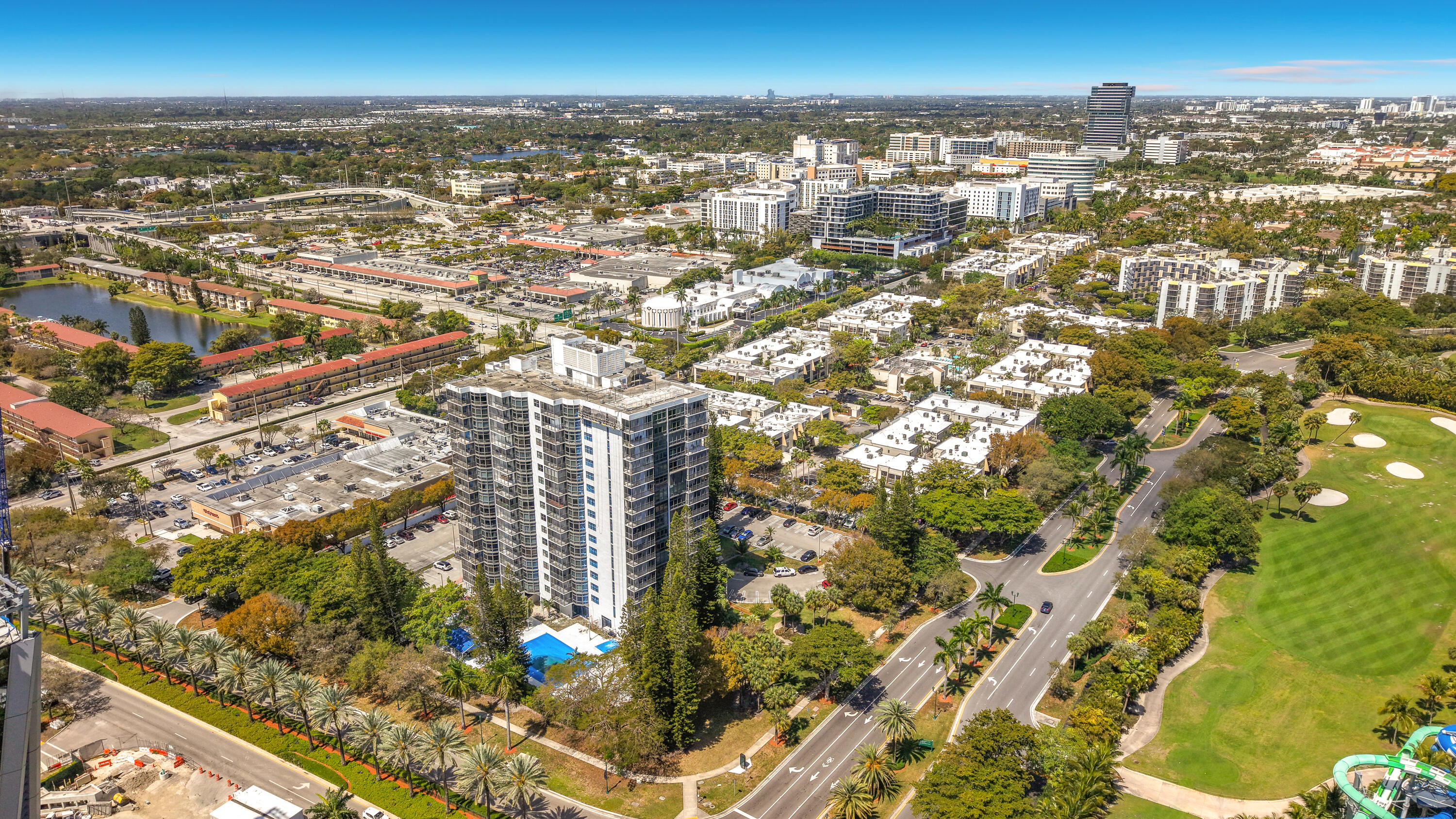 BONAVIDA CONDO - Residential