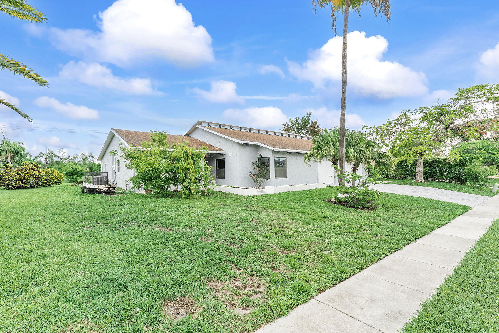 BOCA TEECA SEC 5 - Residential Lease