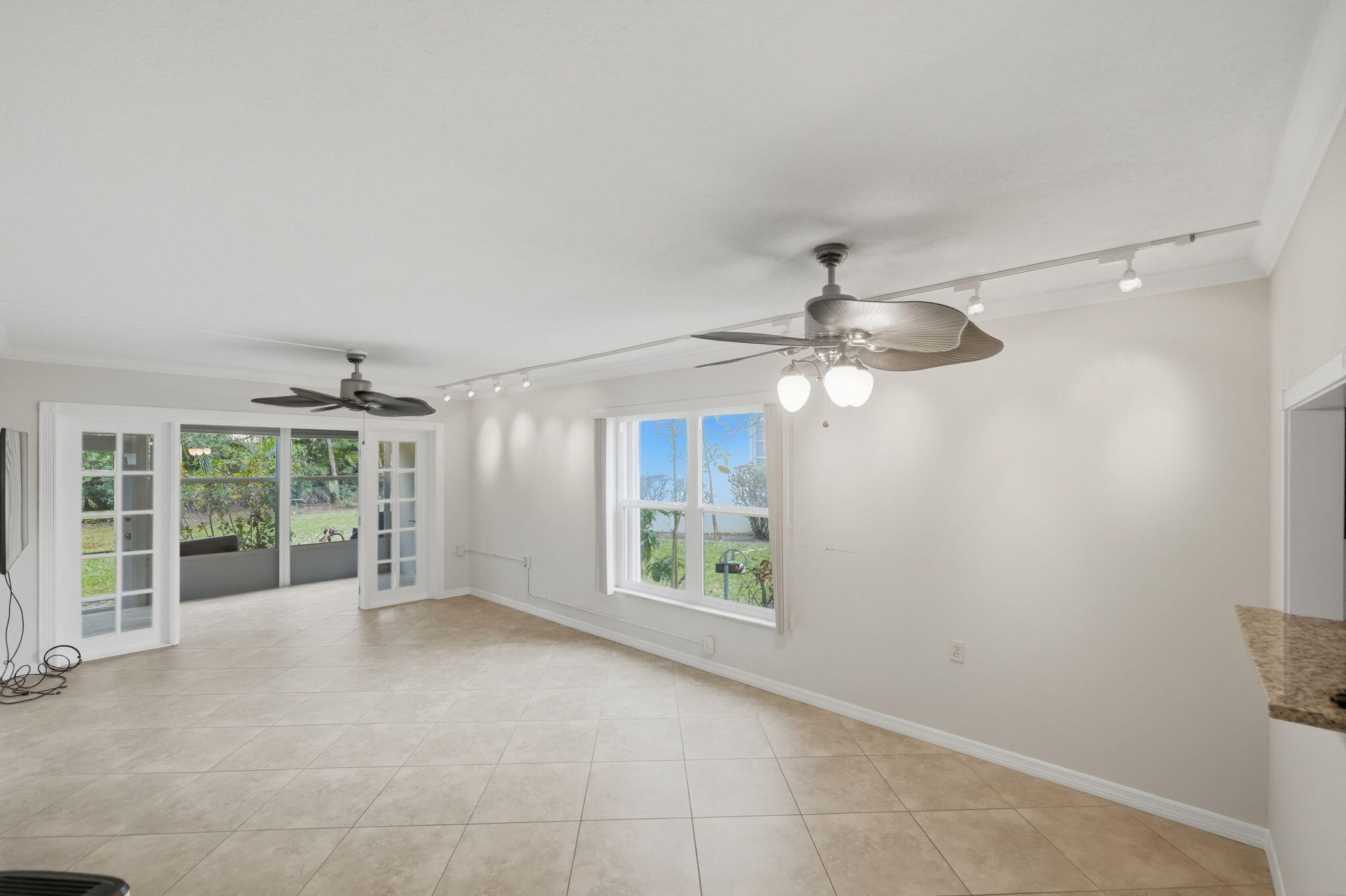 TIERRA VERDE CONDO - Residential