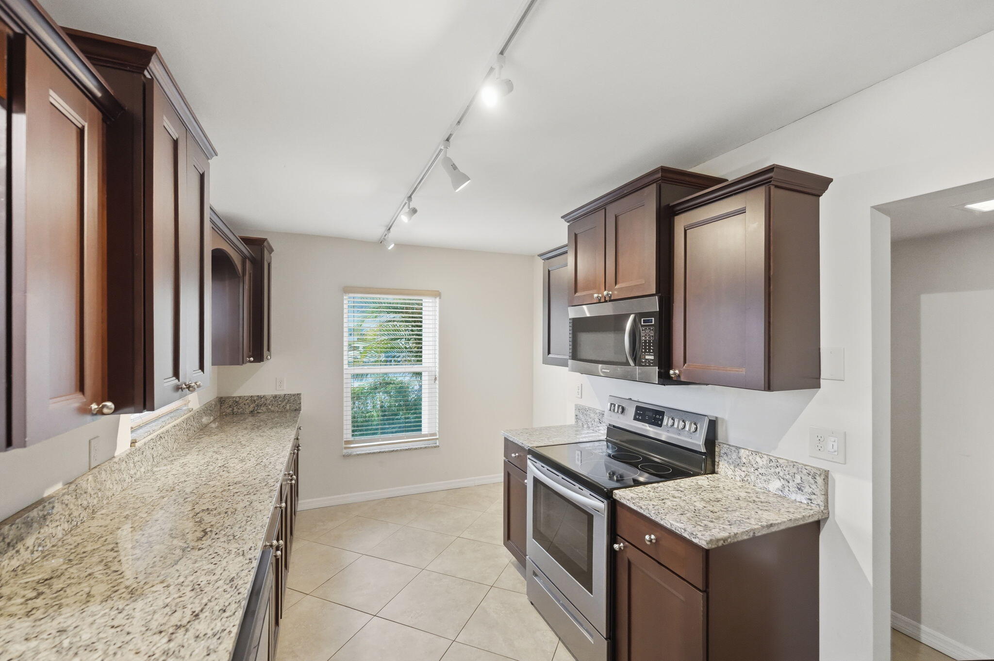 TIERRA VERDE CONDO - Residential