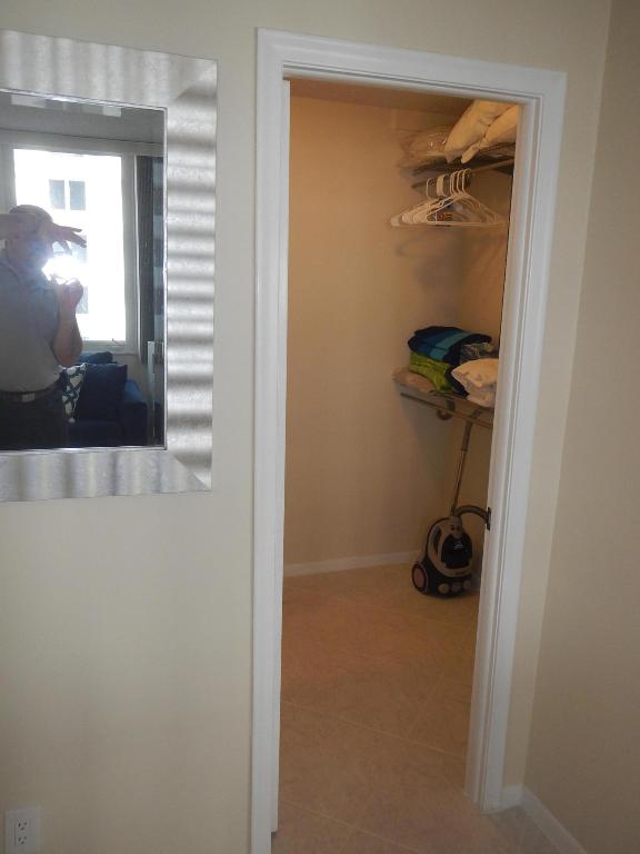 AMBASSADORS V NORTH CONDO - Residential Lease