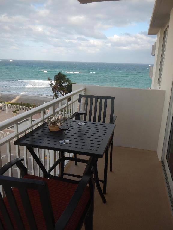 AMBASSADORS V NORTH CONDO - Residential Lease