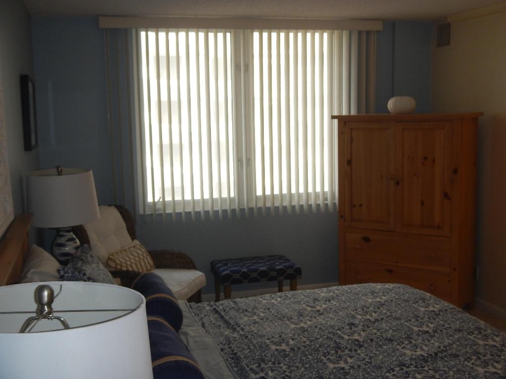 AMBASSADORS V NORTH CONDO - Residential Lease