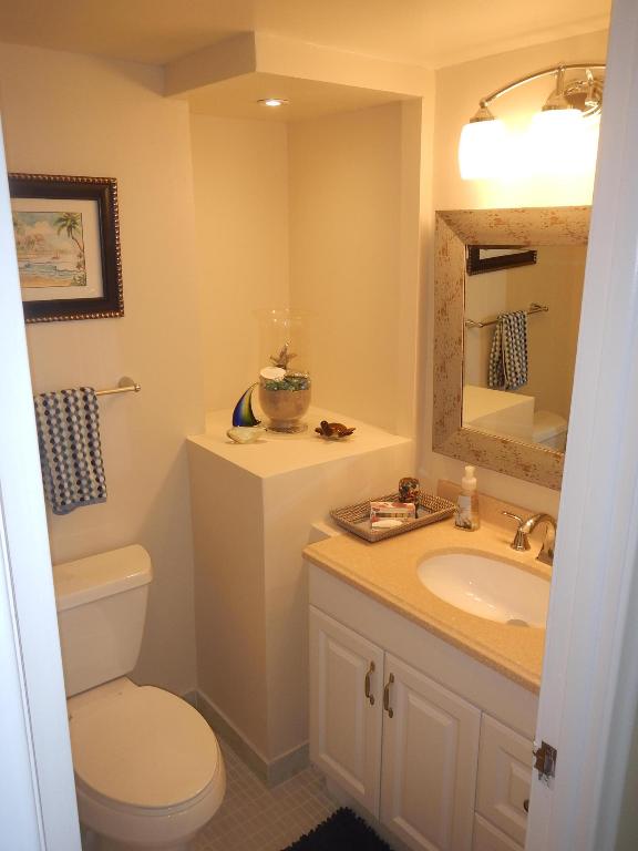 AMBASSADORS V NORTH CONDO - Residential Lease