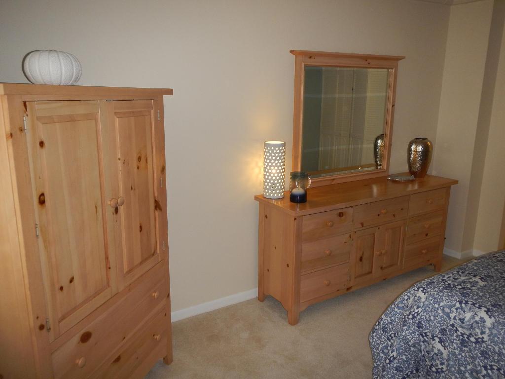 AMBASSADORS V NORTH CONDO - Residential Lease