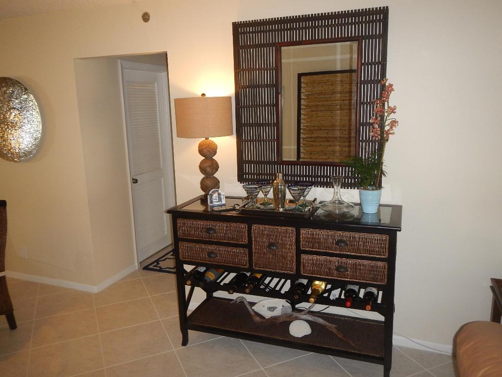 AMBASSADORS V NORTH CONDO - Residential Lease