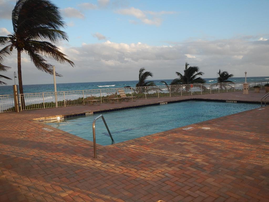 AMBASSADORS V NORTH CONDO - Residential Lease