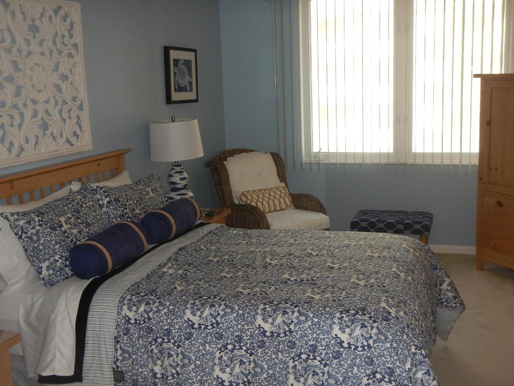 AMBASSADORS V NORTH CONDO - Residential Lease