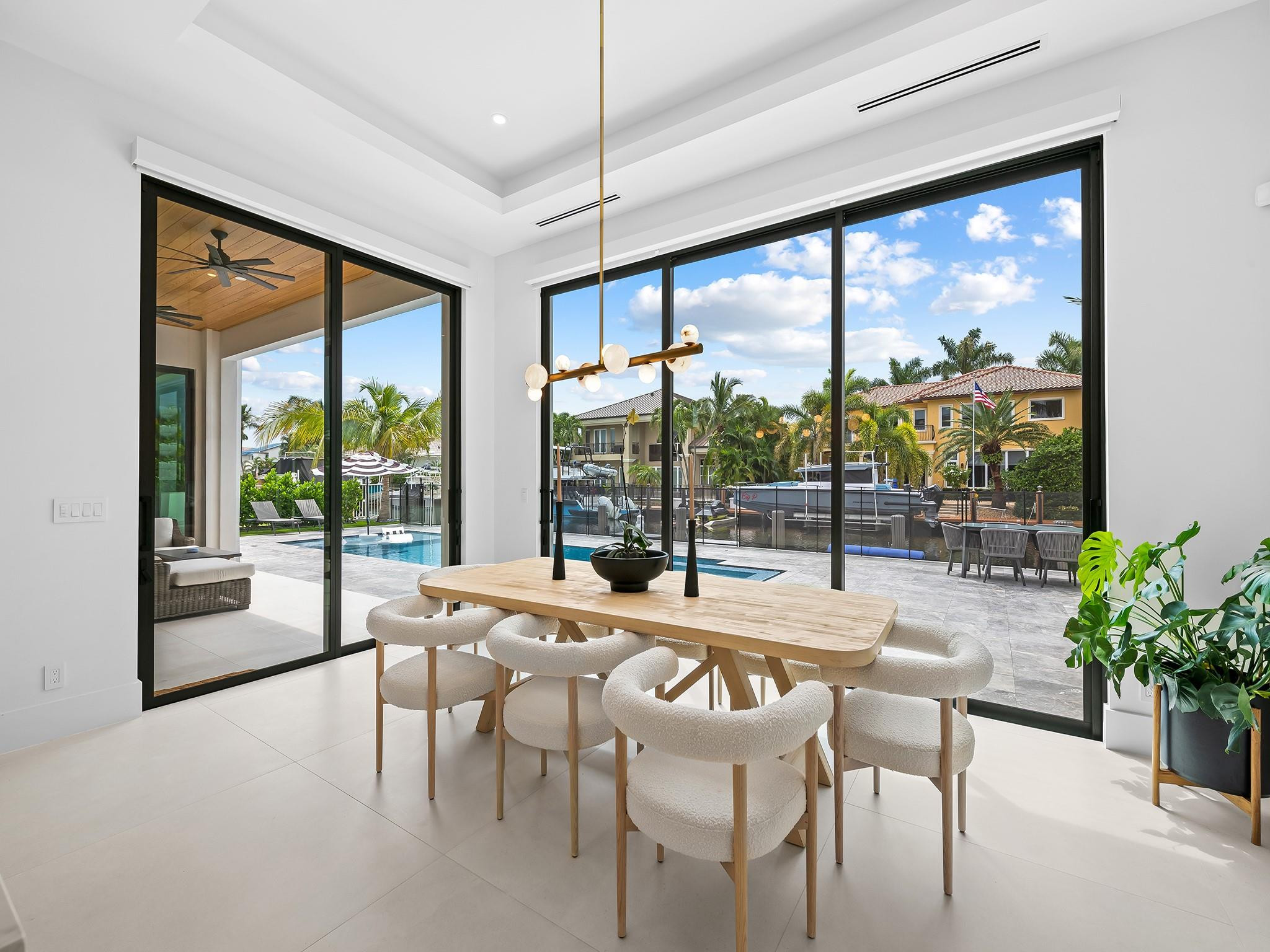 Coral Key Villas 5th Sec - Residential