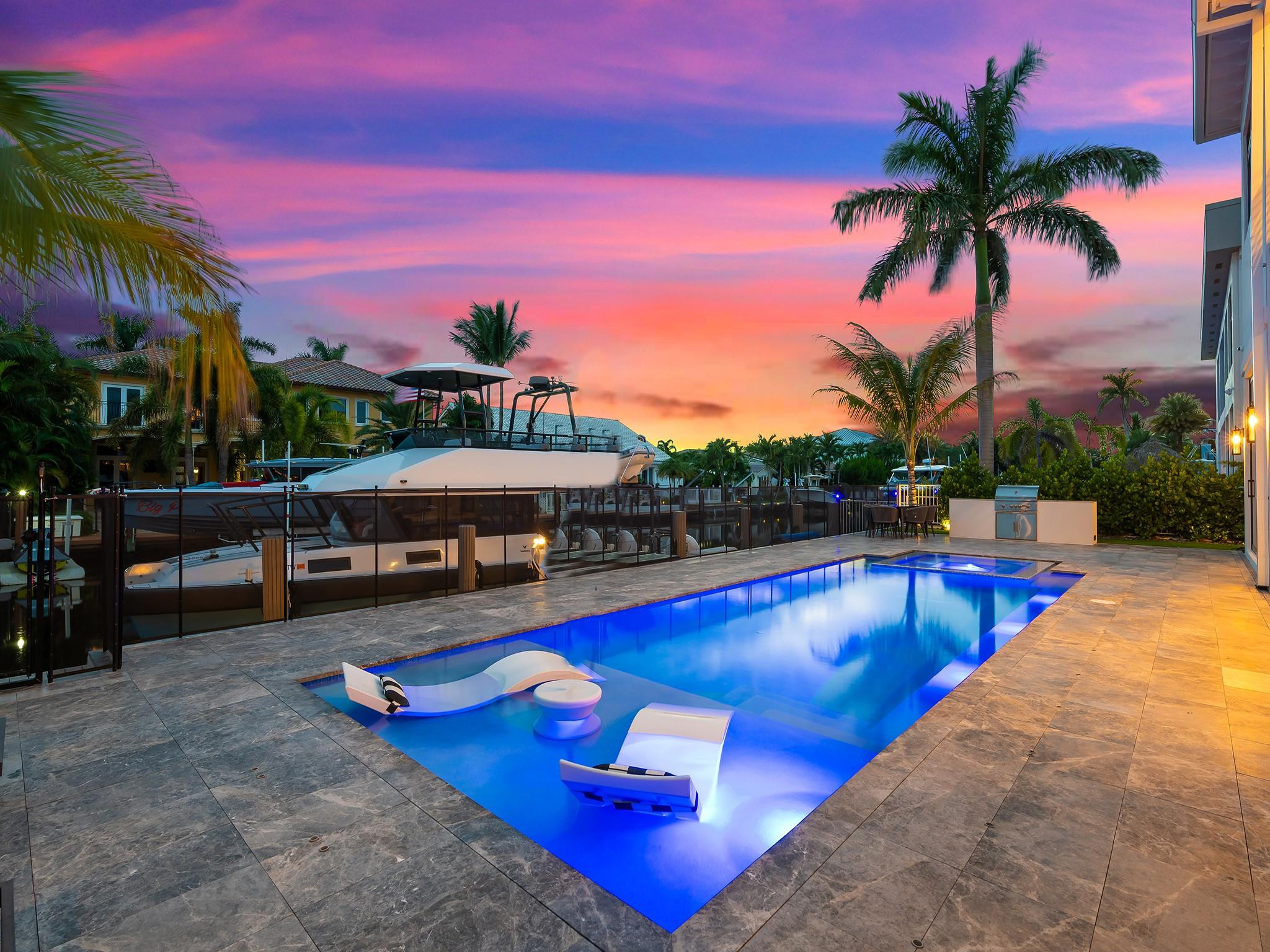 Coral Key Villas 5th Sec - Residential