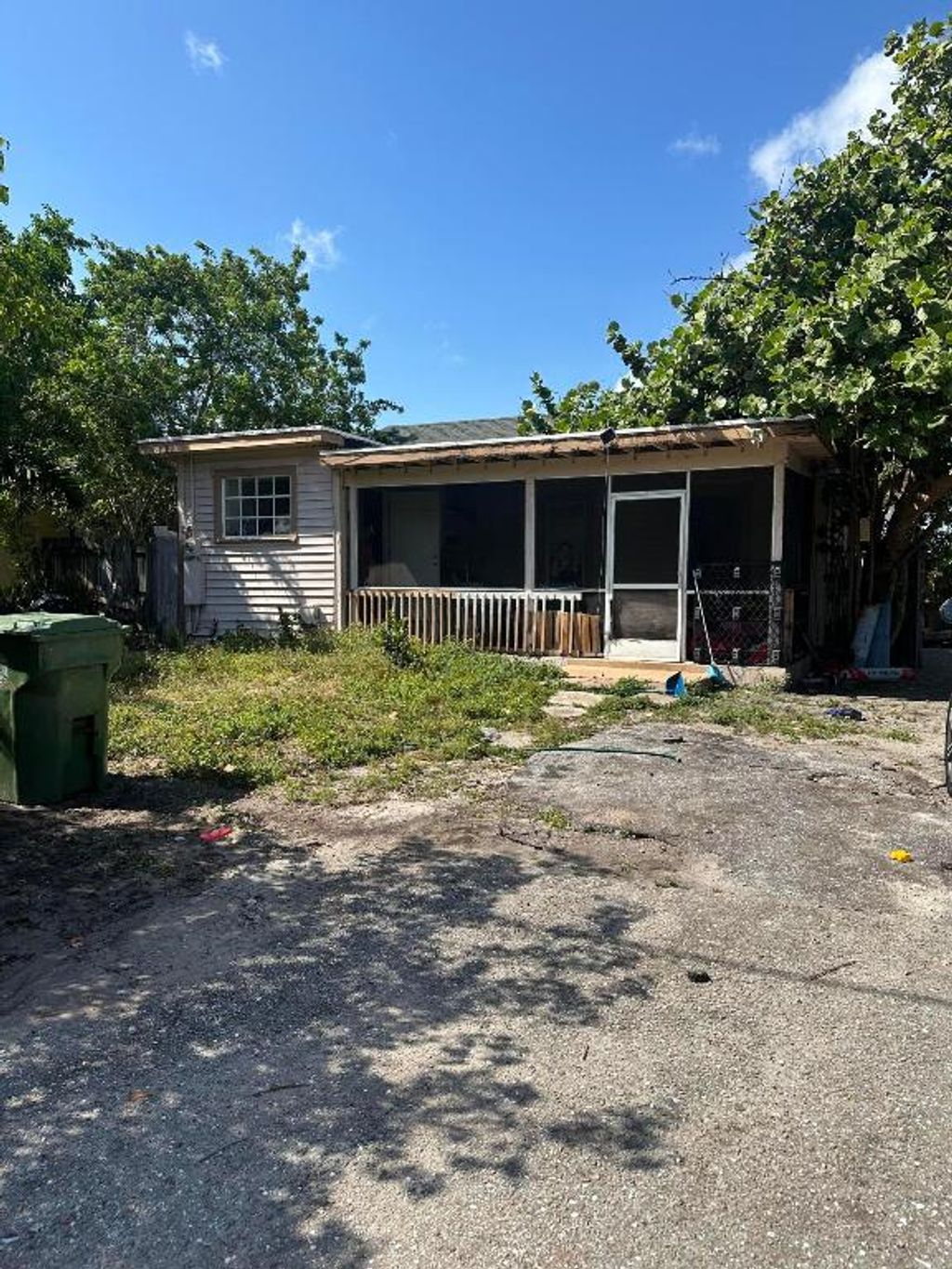 Photo of 4255 Narcissus Avenue, Lake Worth Beach, FL 33461 (MLS # R10977552)