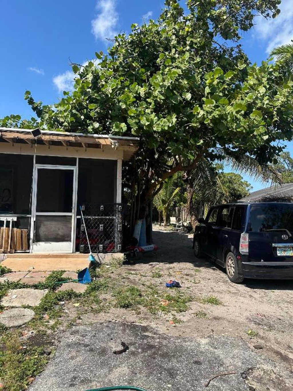 Photo of 4255 Narcissus Avenue, Lake Worth Beach, FL 33461 (MLS # R10977552)