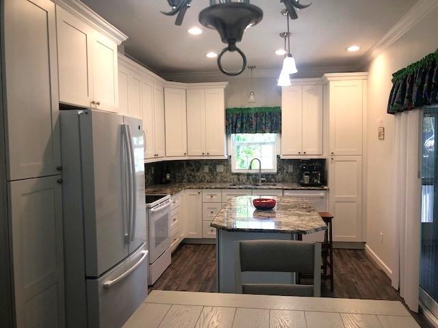 4300 SE Saint Lucie Blvd #118