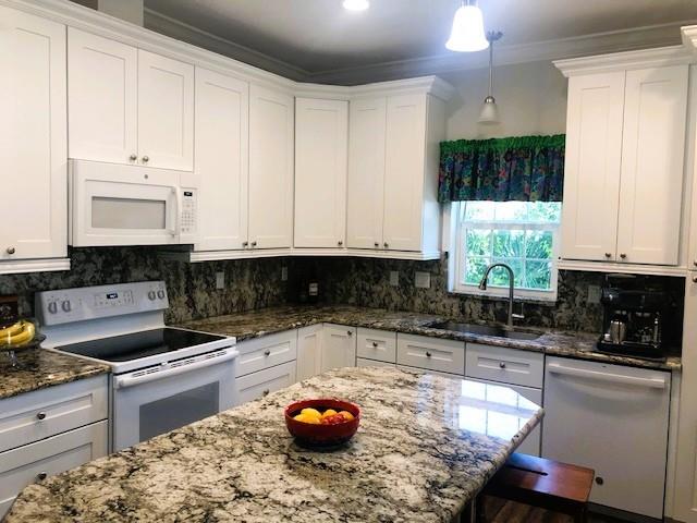 4300 SE Saint Lucie Blvd #118