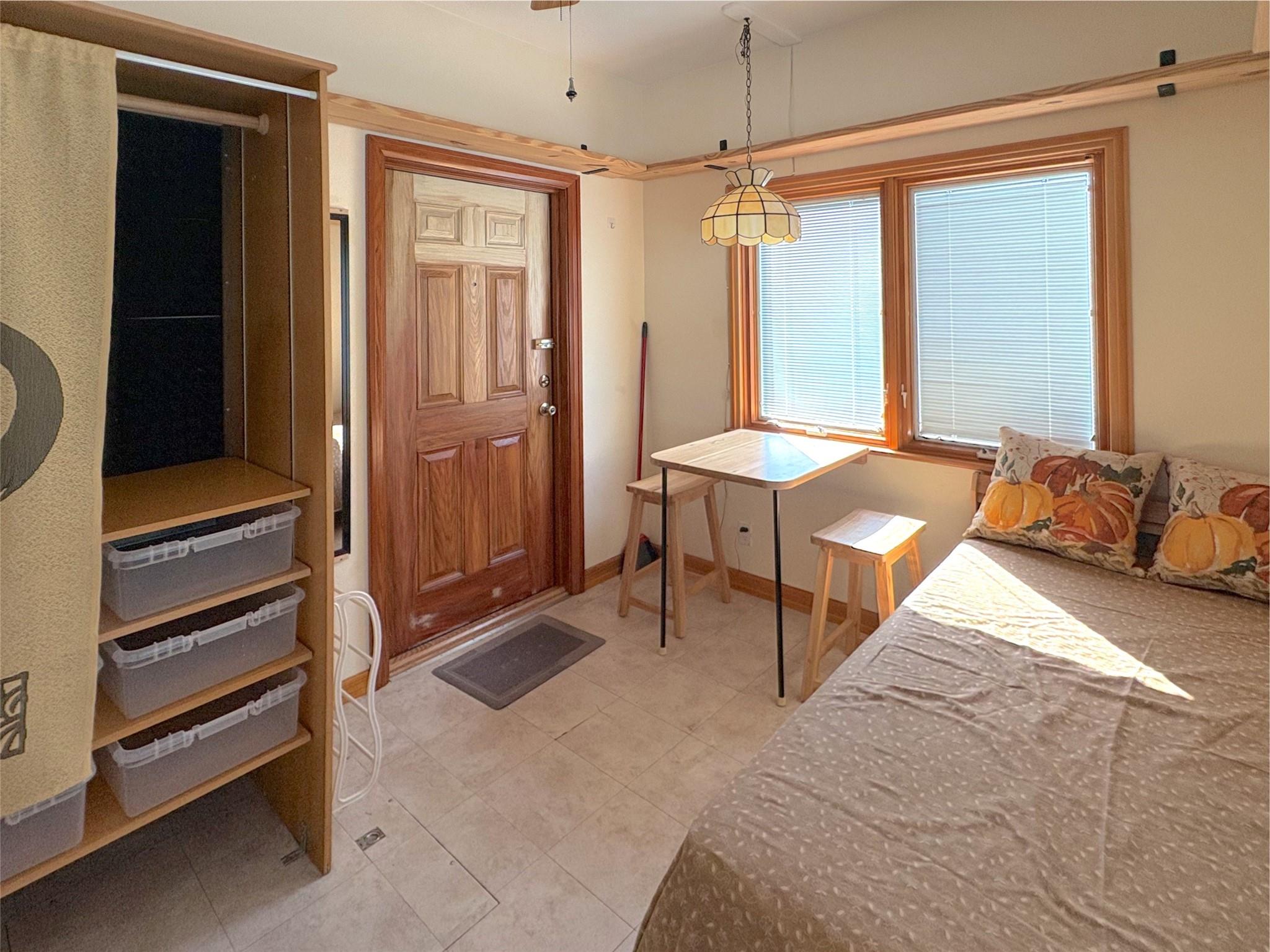 Las Olas Park Corr 6-12 B - Residential Lease