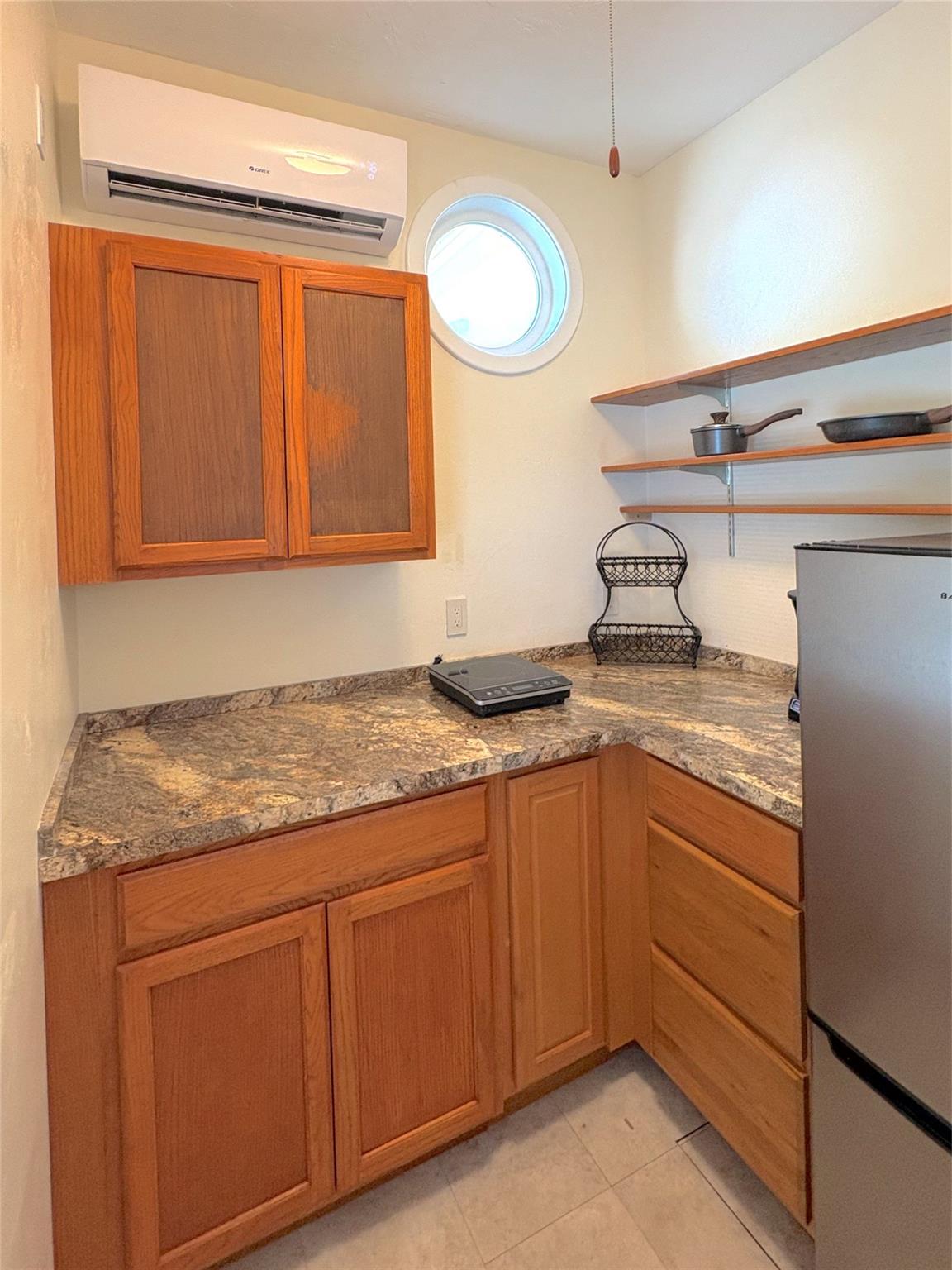 Las Olas Park Corr 6-12 B - Residential Lease