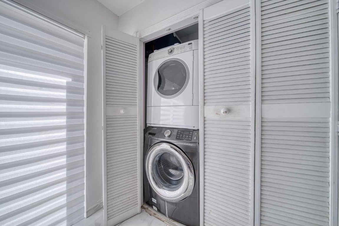 Vista Alegre Townhome - Residential