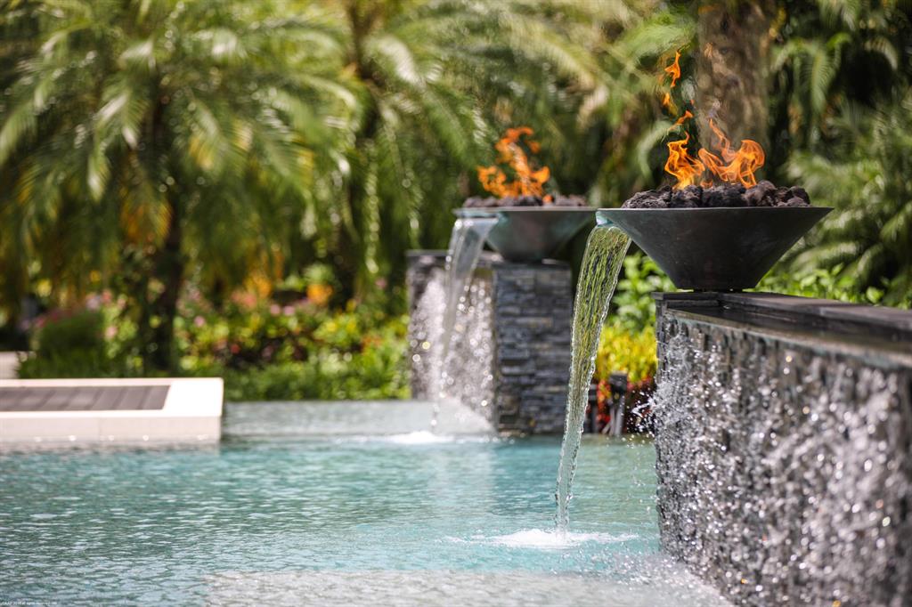 OLD PALM - Residential