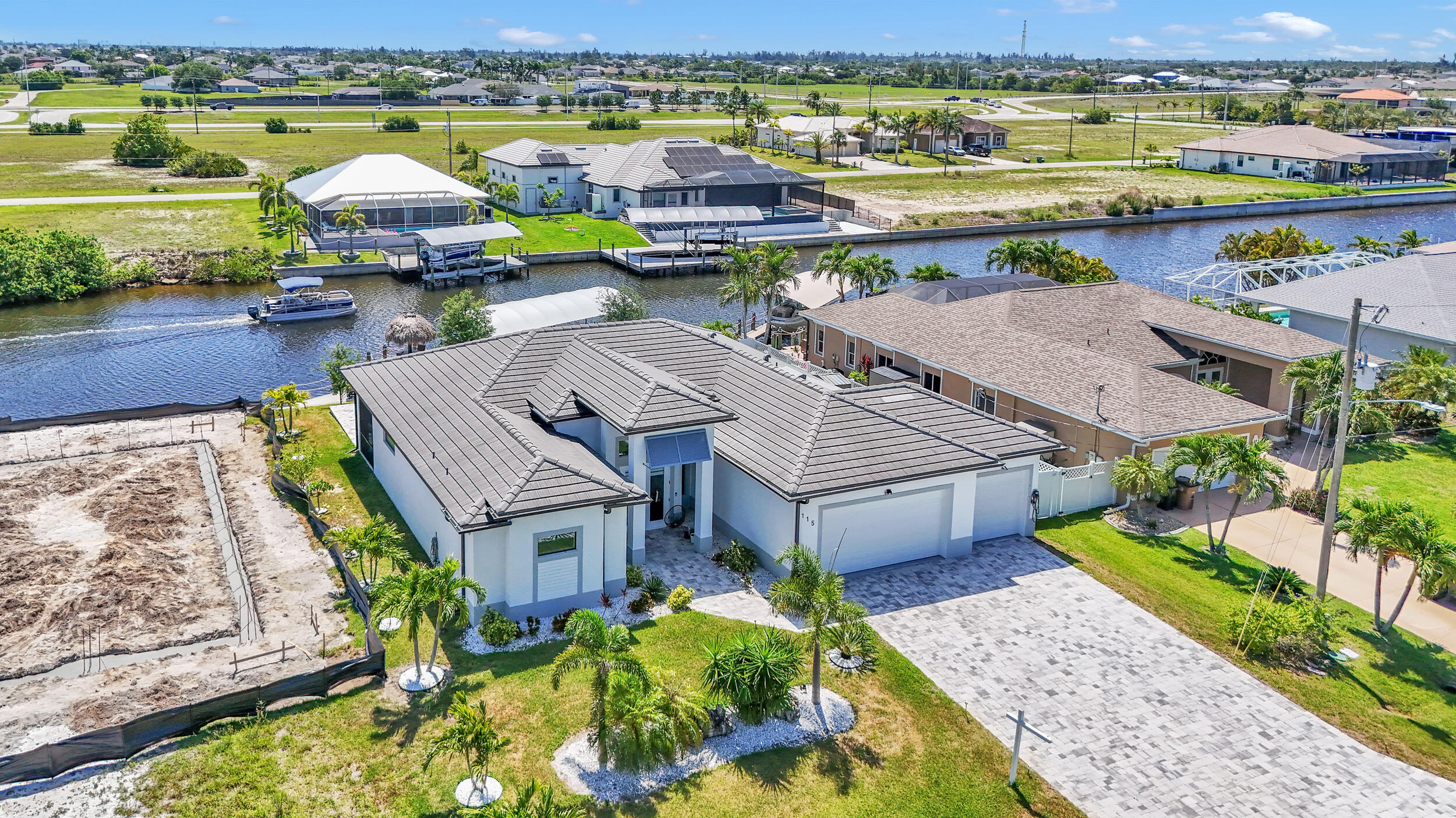CAPE CORAL UNIT 59 BLK 4163 PB 19 PG 143 LOTS 5 + - Residential
