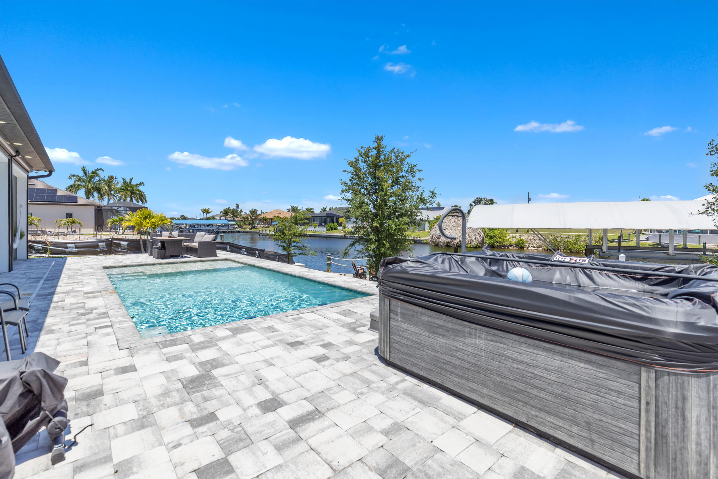 CAPE CORAL UNIT 59 BLK 4163 PB 19 PG 143 LOTS 5 + - Residential