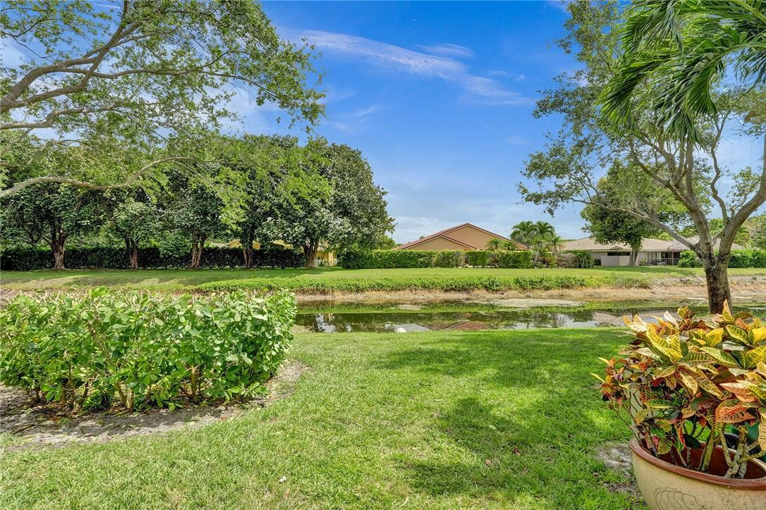 Eagle Creek Townhomes - Residential