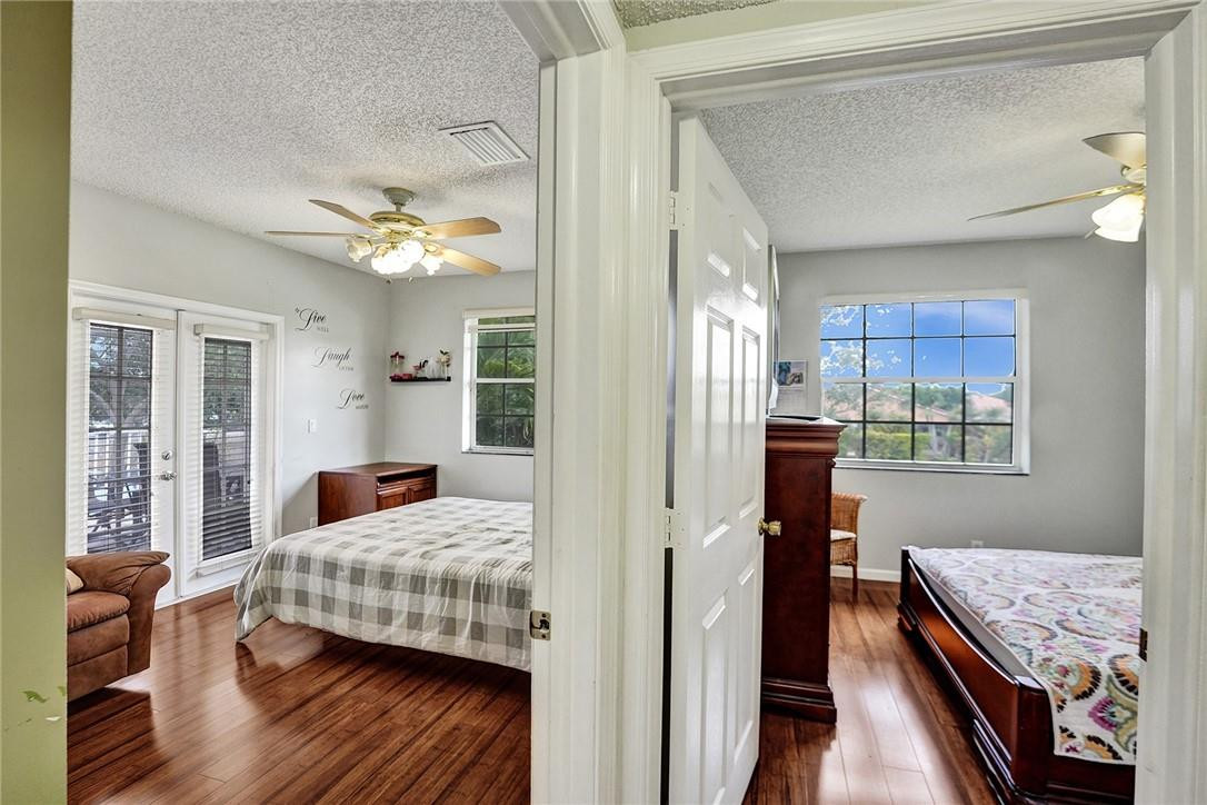 Eagle Creek Townhomes - Residential