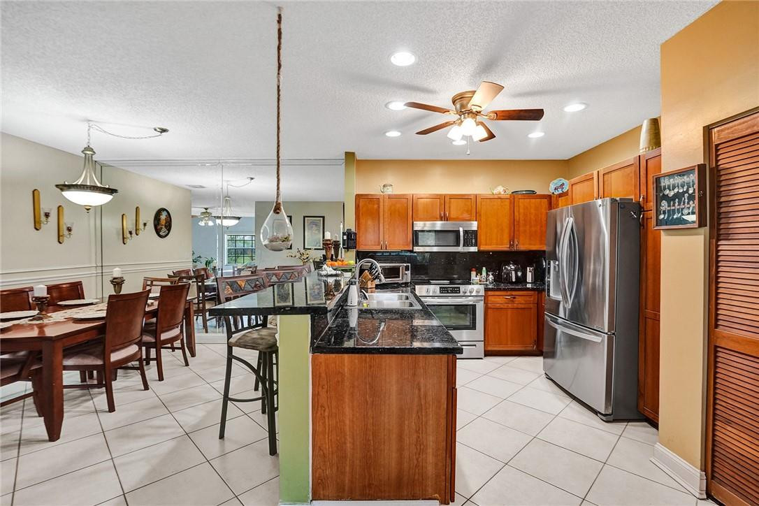 Eagle Creek Townhomes - Residential