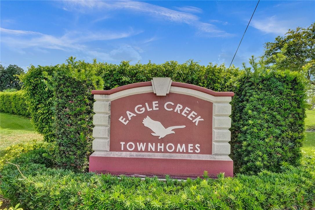 Eagle Creek Townhomes - Residential