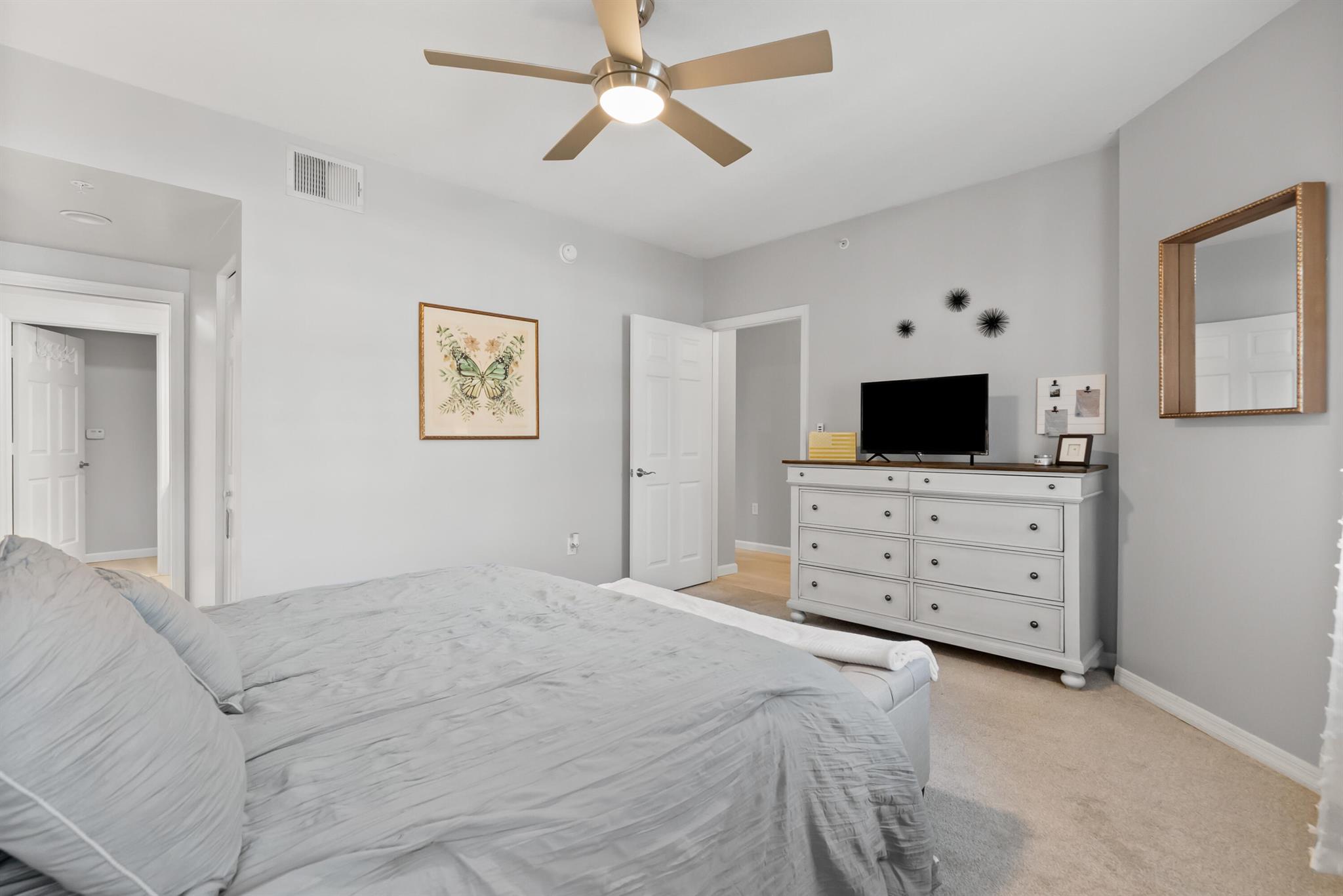 RESIDENCES AT MIDTOWN CON - Residential